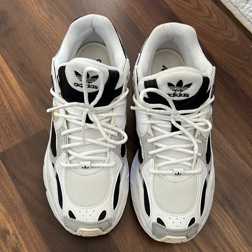 Adidas Sneaker